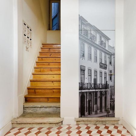 Alfama Sophisticate Flat With Balconies 2Bedrs 2Baths & Ac In 19Th Century Building Historic Center Lägenhet Lisboa Exteriör bild