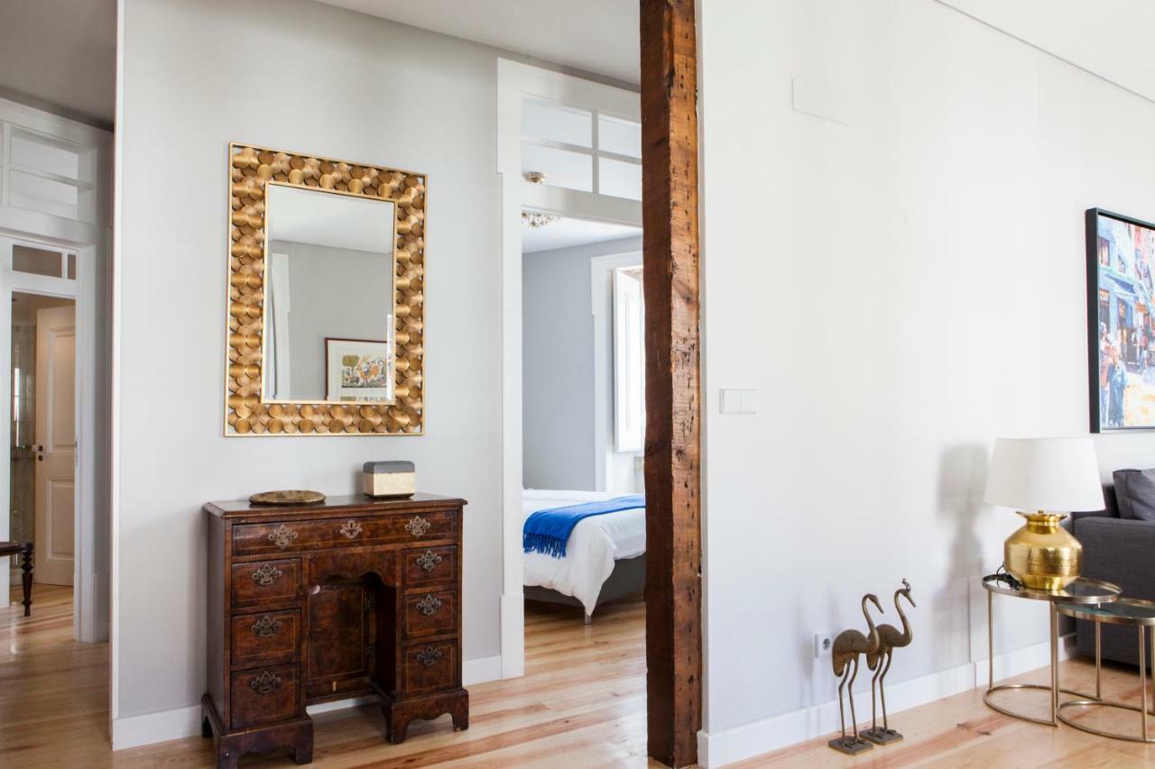 Alfama Sophisticate Flat With Balconies 2Bedrs 2Baths & Ac In 19Th Century Building Historic Center Lägenhet Lisboa Exteriör bild